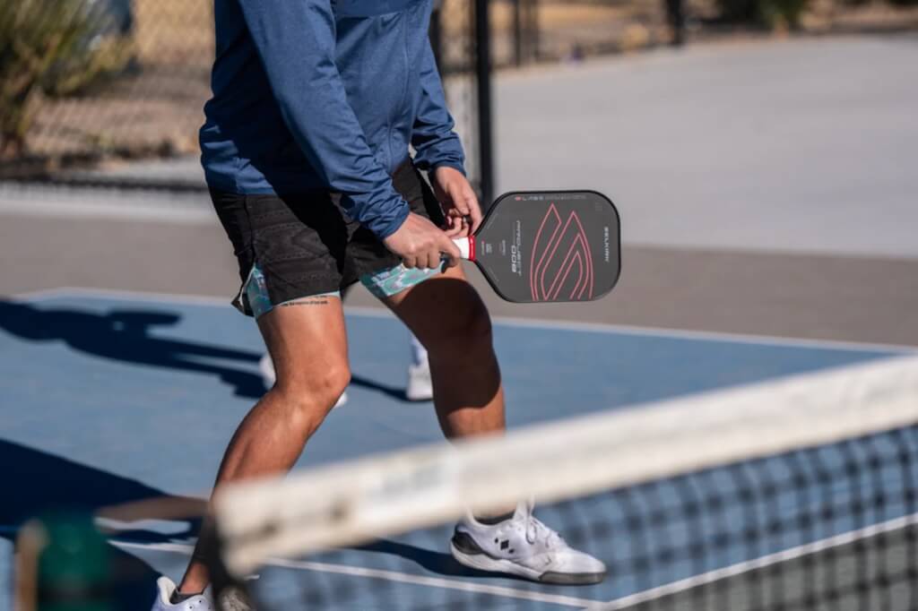 how-to-clean-pickleball-paddle-2