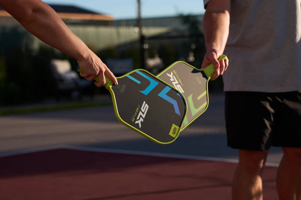 how-to-clean-pickleball-paddle-3