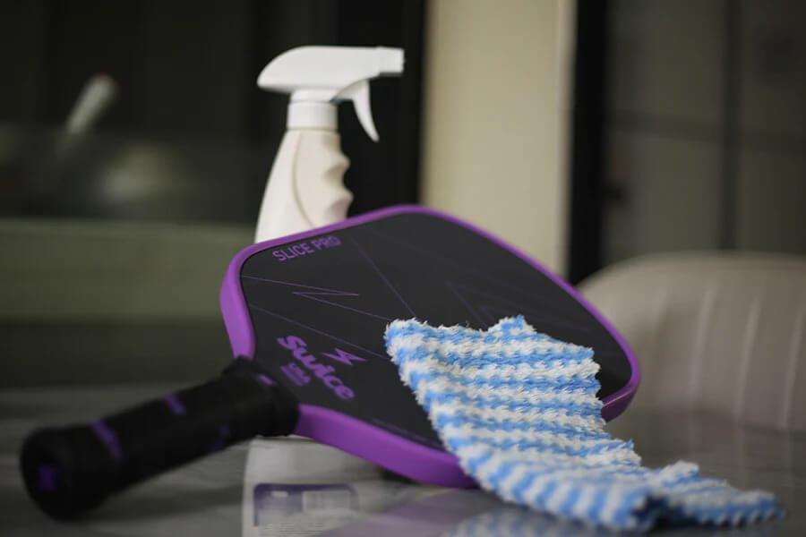 how-to-clean-pickleball-paddle-5